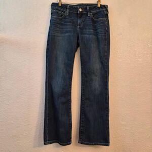 Banana Republic Classic Bootcut Denim Jeans: 8P: Summer Essential Comfy Stretchy